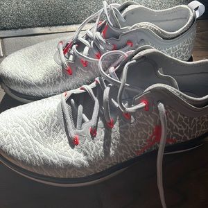 Mike Air Jordan’s size 9.5